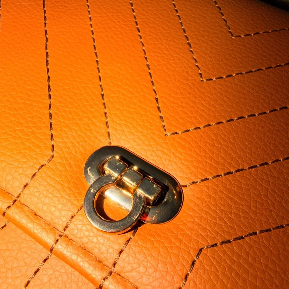 Filing folder - Picture 2 of 6